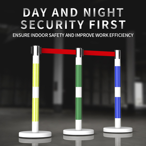 1.0m di plastica luce riflettente riempibile con acqua e cintura retrattile barriera di isolamento banca coda recinzione di avvertimento Post Guardrail di sicurezza - Product Image 3