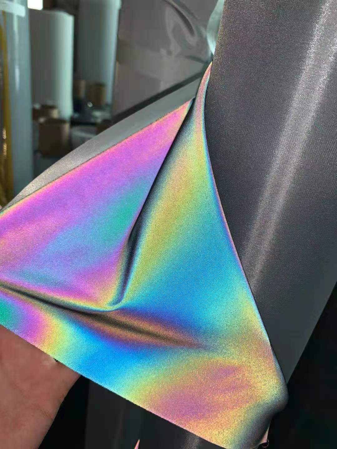 New Arrival Iridescent Change Color Polyester Reflective Fabric