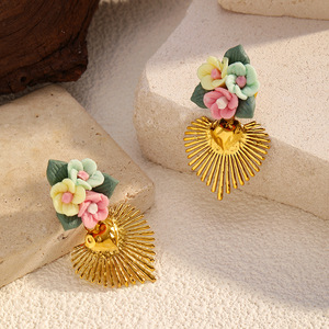 Pendientes de flores para mujer, estilo bohemio, de resina acrílica, joyería para fiesta, tono dorado - Product Image 4