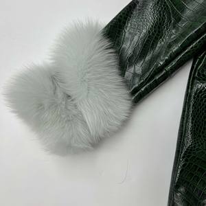 Veste en fourrure de renard en cuir croco au <span class=keywords><strong>prix</strong></span> de gros pour <span class=keywords><strong>femme</strong></span> Veste en cuir à la mode d'hiver - Product Image 3