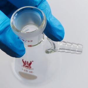CS Labglass Vetreria da Laboratorio Personalizzata, Campana di Filtrazione Sottovuoto in Vetro Borosilicato a Parete Spessa con Giunto Standard e Braccio Laterale - Product Image 4