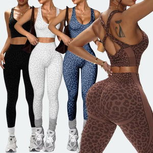 <span class=keywords><strong>Conjunto</strong></span> de yoga sin costuras con estampado de leopardo <span class=keywords><strong>para</strong></span> mujer, 2 piezas: leggings de cintura alta con efecto fruncido y sujetador deportivo de espalda cruzada, ropa deportiva <span class=keywords><strong>para</strong></span> entrenamiento y gimnasio. - Product Image 1