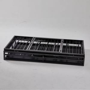 Cage d'<span class=keywords><strong>élevage</strong></span> pour animaux de compagnie intérieure pratique Double porte bouton Tube carré Cage pour chien en métal lucarne porte d'entrée plusieurs tailles pratique - Product Image 5