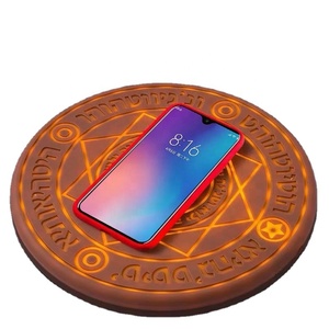 Bán Buôn Bộ Sạc Mảng Vòng 10W Ánh Sáng LED Điện Thoại Mini Sạc Phát Sáng Hành Động Ma Thuật Vòng Tròn Sạc Không Dây Màu Hồng Nâu Silicone - Product Image 1