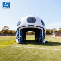 Tunnel géant gonflable en forme de casque de football, arche d'entrée gonflable pour événements sportifs et publicité