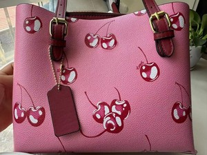 Bán buôn túi xách thời trang mới nhất, túi xách nữ hàng hiệu cao cấp, túi xách nữ các thương hiệu nổi tiếng, túi xách nữ, túi xách nữ thời trang. - Product Image 4