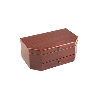 Boîte à bijoux musicale en bois personnalisée avec miroir et tiroir |   <span class=keywords><strong>Cadeau</strong></span> souvenir familial pour filles et femmes - Product Image 4