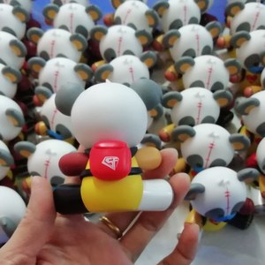 Nhà máy làm đồ chơi nhựa PVC 3D tùy chỉnh đáng yêu hình cô gái dễ thương với thiết kế phim hoạt hình bề mặt đổ xô cho nghệ nhân và sáng tạo - Product Image 6