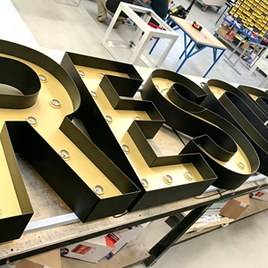 Custom large LED letter light bulbs for indoor and outdoor <b>decorative</b> <b>lighting</b>, suitable for wedding parties and birthday partie - Product Image 3