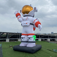L'usine Hongyi fabrique un nouveau astronaute gonflable LED de 4 mètres de haut