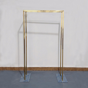 Scène de mariage en plein air mise en page Simulation soie fleur étagère accessoires de mariage écran en fer forgé carré Double pôle <span class=keywords><strong>portail</strong></span> arc - Product Image 1