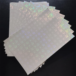 Película de Superposición Holográfica A4, Hoja de Vinilo para Laminación en Frío, Adhesivo Autoadherible Transparente con Diseño de Estrella Holográfica - Product Image 5