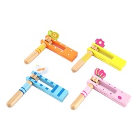 Jouets promotionnels en bois écologiques pour enfants, personnalisables, en forme d'animaux de dessin animé colorés, avec son, type claquettes et hochets