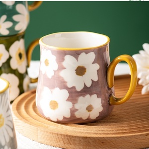 Regalo del <span class=keywords><strong>Día</strong></span> <span class=keywords><strong>de</strong></span> la madre Estilo moderno Pintado a mano Margarita Taza <span class=keywords><strong>de</strong></span> leche <span class=keywords><strong>de</strong></span> cerámica - Product Image 2