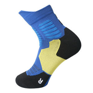 MY-057 Chaussettes de Tennis 3D Épaissi Rembourrés Adulte Cheville RAPIDE SEC Chaussettes Protection Badminton Basket Chaussettes Sport Chaussettes - Product Image 6