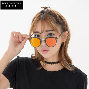 Lunettes de soleil tendance pour femmes, monture intégrale, verres PC, protection UV400, style cyclisme et conduite en extérieur, couleurs rouge, bleu, blanc, mercure - Product Image 4