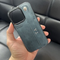 Étui de téléphone en cuir avec logo personnalisé avec dragonne Porte-cartes et bracelets Étui portefeuille pour iPhone 7-16Pro max/15Plus/15Pro/16 Plus