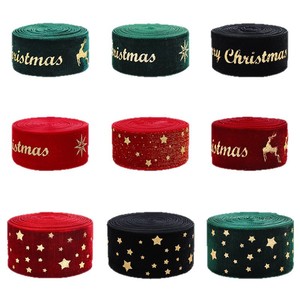 Fita de Veludo Luxuosa com Impressão em Folha de Ouro, Opção de Logo Personalizado para Embalagem de Presentes de Natal e Buquês Florais - Product Image 1