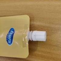 YSH Promotion : Sachet souple personnalisé avec bec verseur et capuchon, finition brillante, pour échantillons de crème pour les mains ou cosmétiques liquides