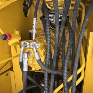 Excavadora Komatsu de 20 Toneladas, Usada en Japón, Modelo PC220, Equipo Original, Máquina Económica, Motor Honda, Bomba de Buena Calidad - Product Image 4