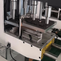 Machine à souder à trois têtes pour fenêtres en PV/UPVC pour 30 fenêtres ° ~180 °   Soudage à angle arbitraire