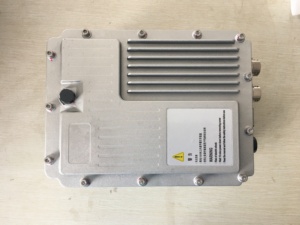 Controlador Integrado 3 en 1 DCAC y DCDC con Entrada IP67 de 250-750 VCC para Vehículos, Autobuses y Camiones con Motor - Product Image 3