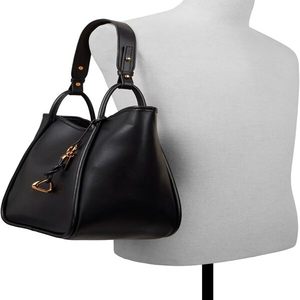 Sac à bandoulière en similicuir pour femme avec pompon décoratif, ouverture zippée sécurisée, compartiment principal spacieux, sangle réglable, sac élégant - Product Image 1