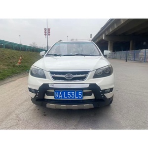 BYD S6 2015, SUV 5 places, véhicule de tourisme intermédiaire, vente en gros directe d'usine, exportation de voitures d'occasion - Product Image 2