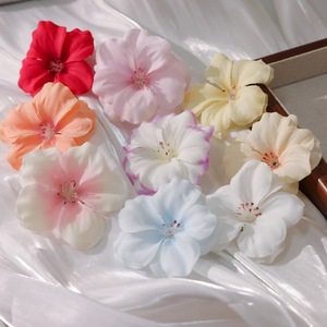 Fleurs de magnolia en soie rouge vif, accessoires pour cheveux faits à la main, style chinois, accessoires de photographie de mariage, décorations - Product Image 1