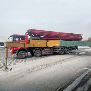 Camión Bomba de Concreto Hidráulico Usado en Buen Estado, con Pluma Plegable de 6 Secciones de 56 m y Capacidad de Bombeo de 180 m³/h, en Venta - Product Image 3