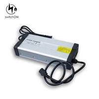 Chargeur de batterie au lithium 54,6 V 3 A en stock, en promotion, pour batteries 13S 48,1 V 48 V, avec protection OTP, indicateur LED et garantie de 36 mois