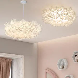 Decoración moderna y creativa de pétalos para habitación de niña, iluminación LED adecuada para dormitorio