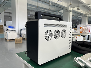 Machine de nettoyage laser pulsé 50W 100W 300W refroidie par air pour l'élimination de la rouille et le traitement du bois industriel - Product Image 2