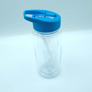 RTS 10oz gobelet pré-percé en acrylique à double paroi enfants verres avec trou et bouchon <span class=keywords><strong>tasse</strong></span> de boule à neige en plastique - Product Image 2