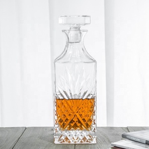 Ensemble de carafe à whisky de luxe 5 pièces avec 4 verres, carafe à liqueur en cristal élégant à coupe diamant pour le bourbon, le <span class=keywords><strong>vin</strong></span>, le bar à domicile, boîte cadeau - Product Image 4