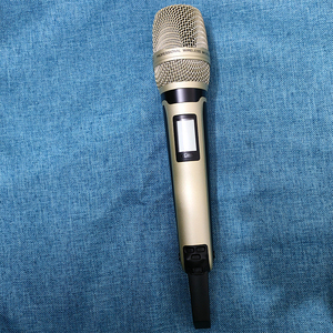 ทนทานสำหรับชุดไมโครโฟนไร้สาย SKM9000 UHF หนึ่งต่อสองไมค์ สำหรับคาราโอเกะในร่มและการแสดงบนเวทีกลางแจ้ง - Product Image 3