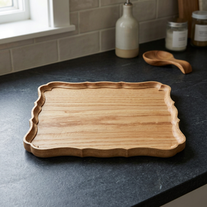 Plateau de service en bois, forme irrégulière, design minimaliste, en bois d'acacia fait main, pour la cuisine, style unique, dernière nouveauté - Product Image 1