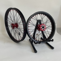 Jeu de roues robustes à rayons droits noirs 19x1.4 avec moyeu avant rouge et nipples rouges pour Surron Light Bee - Pièces de motocross