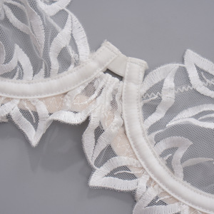 Conjunto de lencería sexy con bordado de hojas de encaje para mujer, conjunto de sujetador de malla con aros y tanga, ropa interior íntima ultrafina y seductora para mujer - Product Image 5