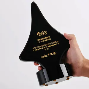 经典设计黑色k9水晶玻璃奖杯剑水晶玻璃奖杯带黑色水晶底座纪念品礼品