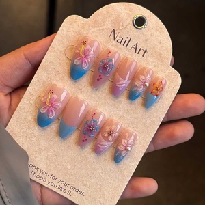24 Pièces Nouveaux Ongles Français 3D à Fleurs, Faits Main en Résine, Pré-décorés, à Presser, Amovibles, Forme Amande, <span class=keywords><strong>Faux</strong></span> Ongles - Product Image 3