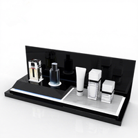 RAY YI Présentoir de Comptoir LED au Design Unique pour Cosmétiques, Support de Luxe Personnalisé en Acrylique pour Bouteilles de Parfum