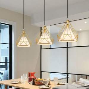 โคมไฟระย้าสามหัวแบบเดี่ยวทำจากเหล็กสำหรับงานศิลปะบาร์ร้านกาแฟร้านอาหารแนวยุโรป - Product Image 3