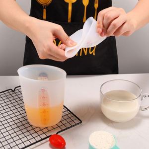 Ustensiles de cuisson pour la maison et la cuisine, tasses à mesurer en silicone DIY, double échelle, résistantes à la chaleur, compatibles lave-vaisselle, tailles 500 ml - Product Image 3