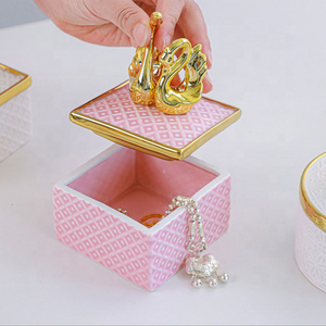 Customized Gold Ceramic <strong>Jewelry</strong> <strong>Box</strong> with Glazed Technique Animal <strong>Porcelain</strong> Necklace Ring Trinket Display for Logo Display - Product Image 5