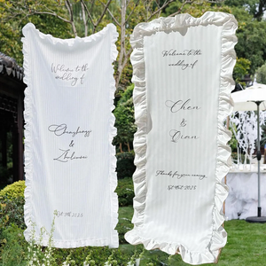 Striscione Nuziale di Lusso in Tessuto con Bordo Arricciato, Cartello di Benvenuto Personalizzato con Fiori e <span class=keywords><strong>Nomi</strong></span> <span class=keywords><strong>per</strong></span> Sfondo Addio al Nubilato - Product Image 3