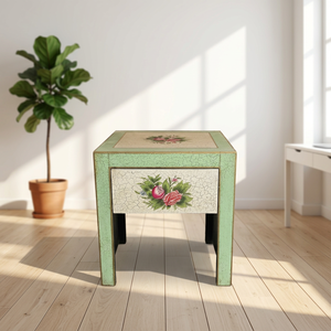 Table de chevet carrée en bois peinte à la main de style indien moderne, tabouret de salle de bain, table basse, design floral vert, meubles de salon - Product Image 1
