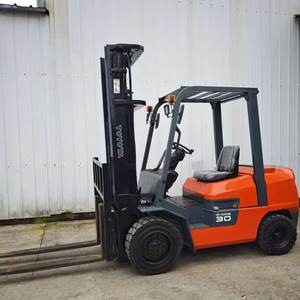 Montacargas <span class=keywords><strong>Toyota</strong></span> Usado de 3 Toneladas, Piezas Originales Japonesas Usadas para Montacargas <span class=keywords><strong>Toyota</strong></span> de 3 Toneladas, Montacargas Diésel <span class=keywords><strong>Toyota</strong></span> en Buen Estado en Venta - Product Image 3