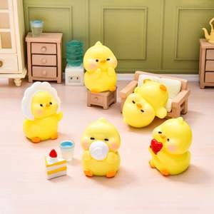 Graziosa Paperella Gialla in Resina Fai-da-Te, Accessori per Miniature, Decorazioni per Casa delle Bambole, Ornamenti da Scrivania Fatti a Mano - Product Image 3