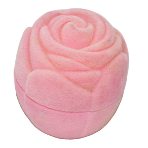 Boîte cadeau de mariage en velours floqué rose pour une seule bague - Product Image 3
